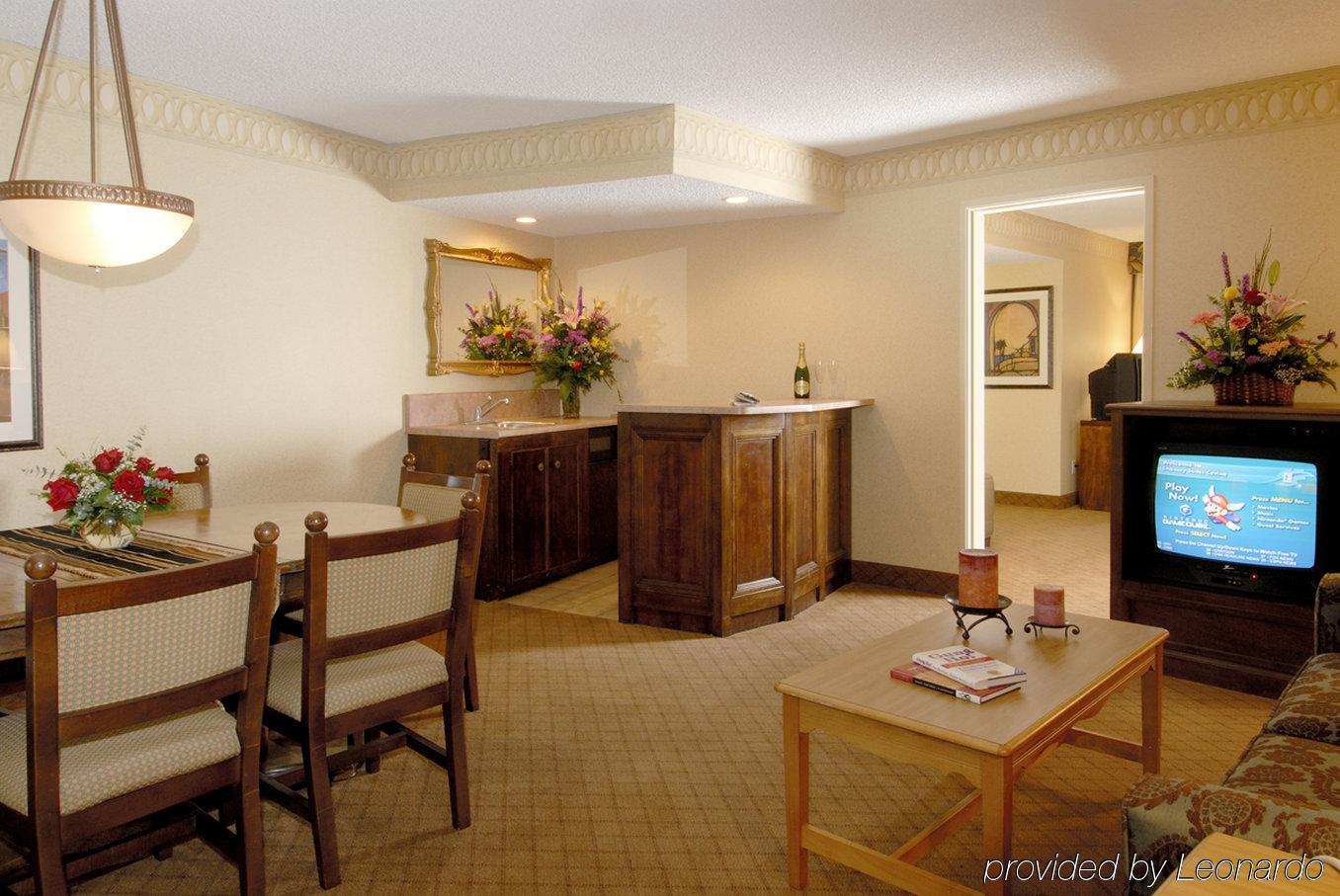 Vanllee Hotel Covina Zimmer foto
